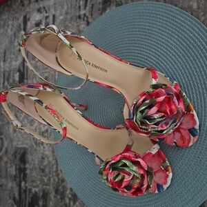 JESSICA SIMPSON BRAND WOMEN'S DRESSY FLORAL STRAPPY HIGH HEELS SHOES SIZE 10